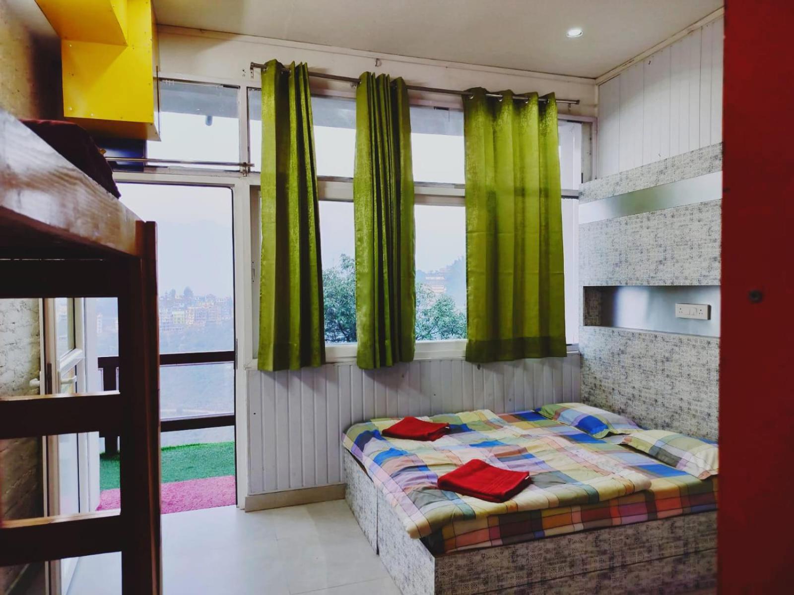 The Himalaya Retreat Resort, Experience Nature In The Lap Of Himalayas มัสซูรี ภายนอก รูปภาพ